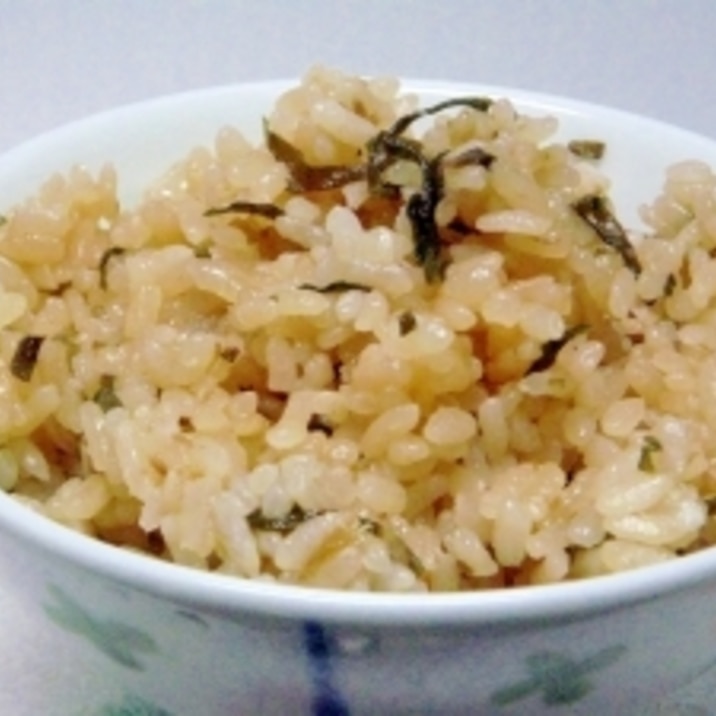 ツナと塩昆布の炊き込みご飯 レシピ 作り方 By コスモス2012 楽天レシピ